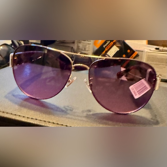 NWT Coach Aviator and Gold/Tortoise Sunglasses - Picture 5 of 6